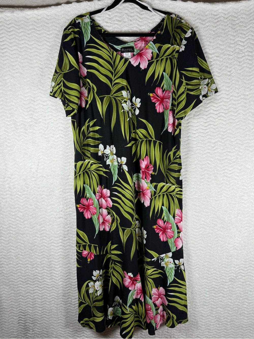 Puanani made in Hawaii Floral Midi Dress in Black with Pink Hibiscus